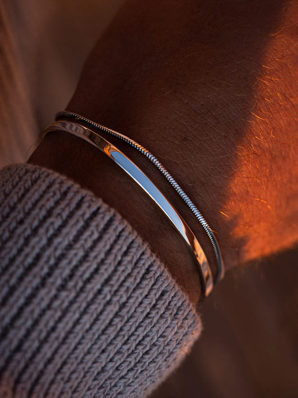 "Echo" Silver Minimal Unisize Cuff Bracelet